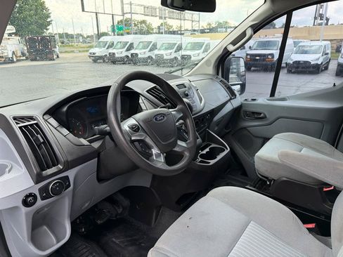 Used 2016 Ford Transit 250 130 Low Roof w/ Exterior Upgrade Package RWD image 9