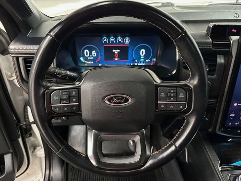Used 2023 Ford Expedition Max Platinum AWD/4WD image 13