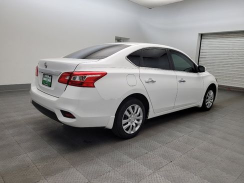 Used 2019 Nissan Sentra S image 9