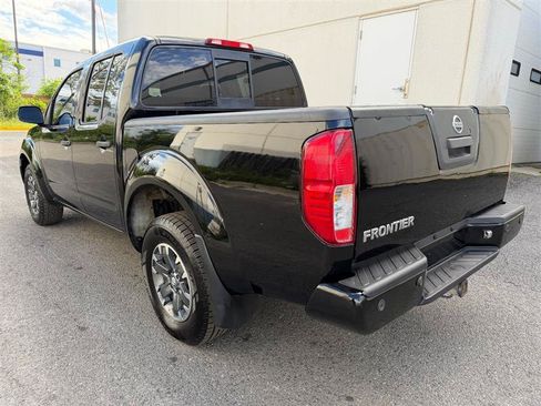Used 2018 Nissan Frontier PRO-4X AWD/4WD image 13