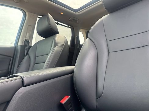 Certified 2023 Nissan Rogue SL w/ SL Premium Package FWD image 40