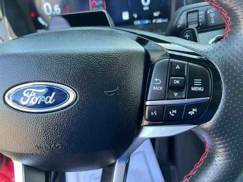 Used 2025 Ford Explorer ST AWD/4WD image 31