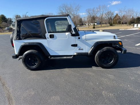 Used 2001 Jeep Wrangler SE image 6
