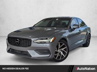 Used 2019 Volvo S60 T6 Momentum AWD/4WD video 1