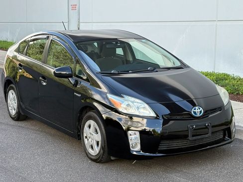 Used 2011 Toyota Prius Three w/ Navigation Pkg FWD image 8