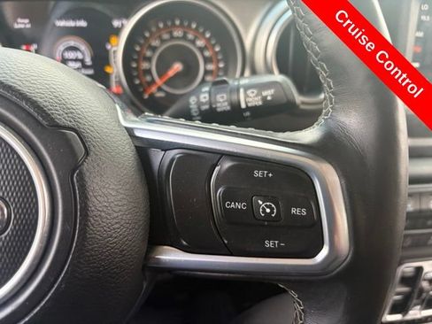Used 2019 Jeep Wrangler Unlimited Sahara w/ Cold Weather Group AWD/4WD image 35