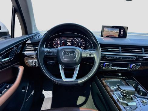 Used 2018 Audi Q7 3.0T Prestige AWD/4WD image 27