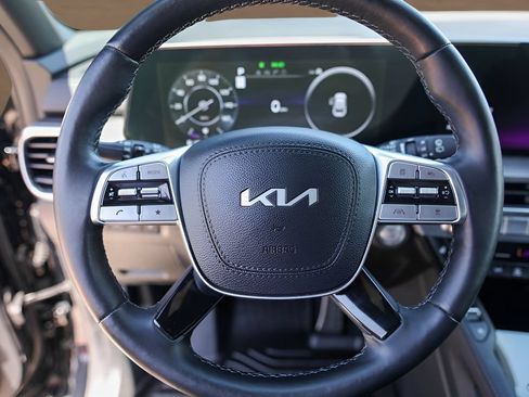 Used 2024 Kia Telluride SX X-Line AWD/4WD image 12