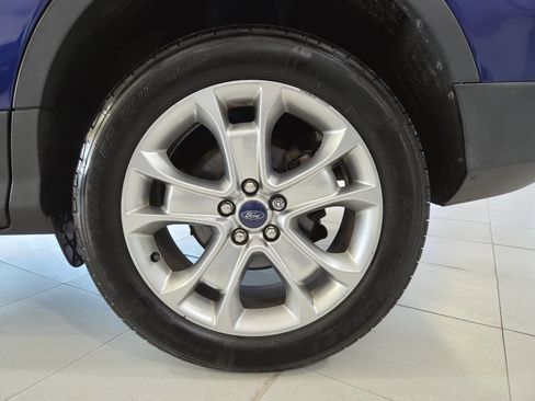 Used 2014 Ford Escape Titanium w/ Equipment Group 401A FWD image 11