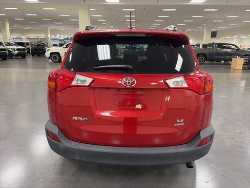 Used 2014 Toyota RAV4 LE image 6