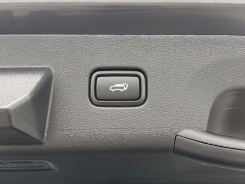 Used 2025 Kia Sportage SX Prestige AWD/4WD image 32