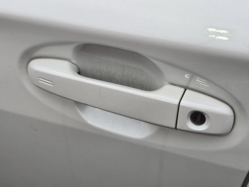 Used 2023 Subaru Crosstrek 2.0i Premium image 23