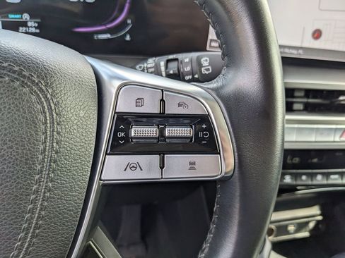Certified 2025 Kia Telluride S FWD image 35