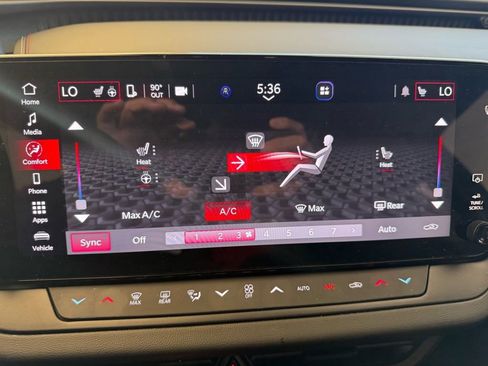 Used 2026 Dodge Charger Scat Pack w/ Blacktop Package image 32