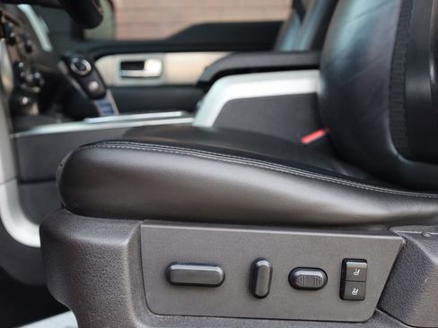 Used 2014 Ford F150 Raptor w/ Equipment Group 801A Luxury AWD/4WD image 17