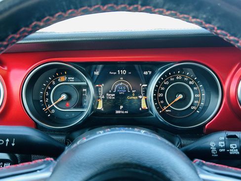 Used 2023 Jeep Wrangler Unlimited Rubicon w/ Xtreme 35 Tire Package image 22