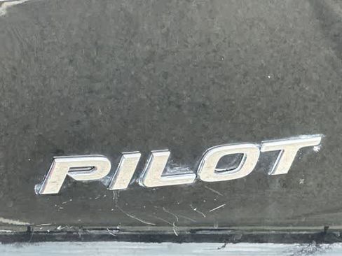Used 2022 Honda Pilot TrailSport image 20