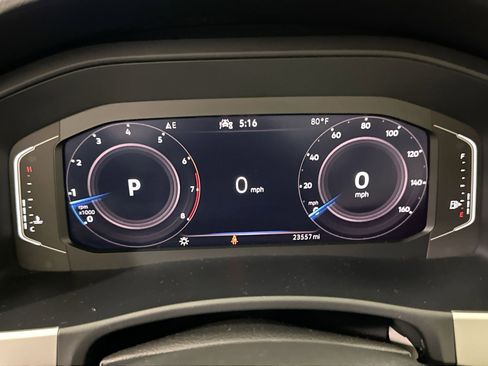 Used 2023 Volkswagen Atlas SE w/ Panoramic Sunroof Package image 21