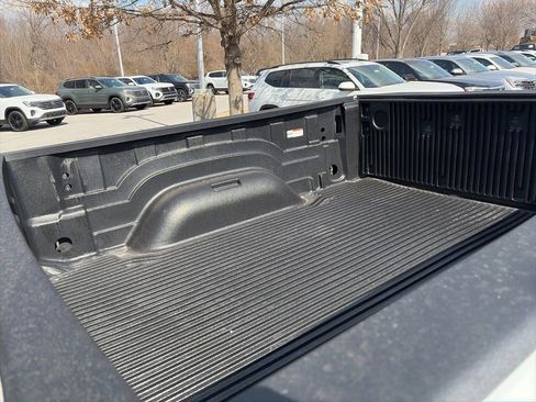 Used 2024 RAM 2500 Big Horn w/ Off Road Package image 26