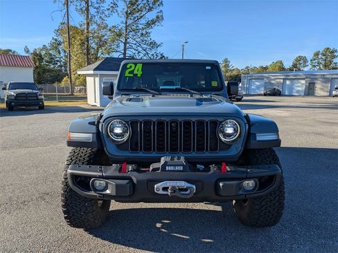 Used 2024 Jeep Wrangler Unlimited Rubicon image 11