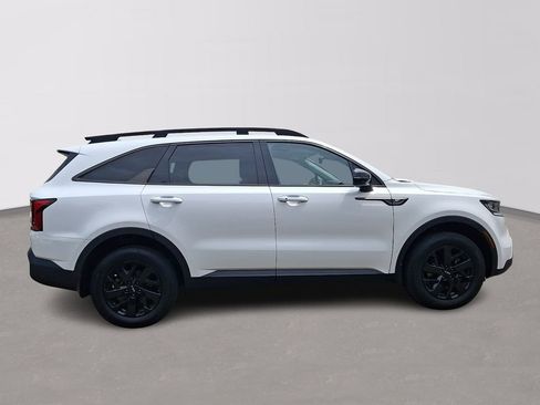 Certified 2023 Kia Sorento S w/ Panoramic Sunroof Package AWD/4WD image 7