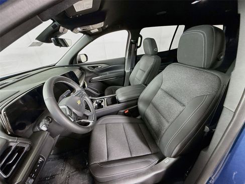 New 2026 Chevrolet Traverse LT w/ Driver Confidence Package AWD/4WD image 15