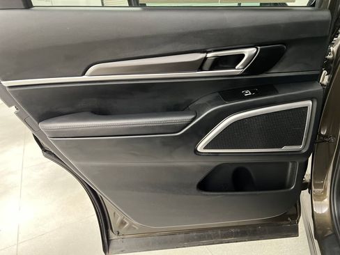 Used 2025 Kia Telluride S FWD image 20