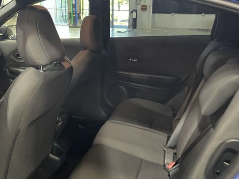 Used 2020 Honda HR-V Sport image 14