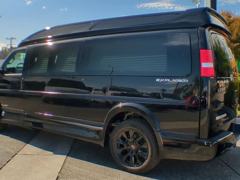 New 2025 GMC Savana 2500 Extended w/ Driver Convenience Package RWD image 65