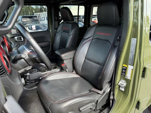 Used 2021 Jeep Wrangler Unlimited Rubicon AWD/4WD image 16