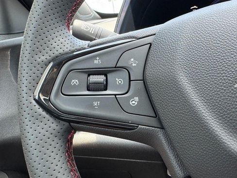 New 2026 Chevrolet Trax RS w/ Sunroof Package FWD image 11