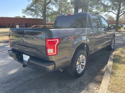 Used 2017 Ford F150 XL w/ Equipment Group 101A Mid AWD/4WD image 5