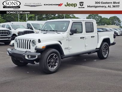 Used 2023 Jeep Gladiator Overland w/ LED Lighting Group