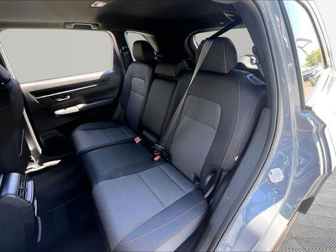 Used 2025 Honda CR-V Sport image 18