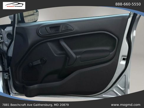 Used 2015 Ford Fiesta S FWD image 22