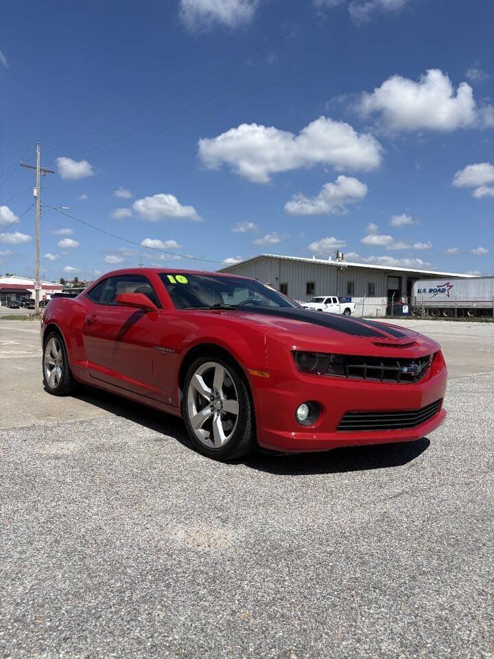 Used 2010 Chevrolet Camaro SS w/ RS Package RWD image 2
