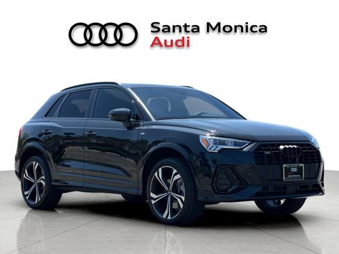 Used 2024 Audi Q3 2.0T Premium Plus w/ Premium Plus Package AWD/4WD image 9