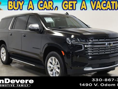 Used 2024 Chevrolet Suburban Premier AWD/4WD image 1
