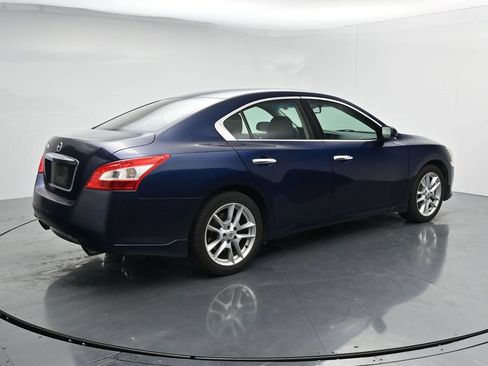 Used 2010 Nissan Maxima 3.5 S FWD image 8