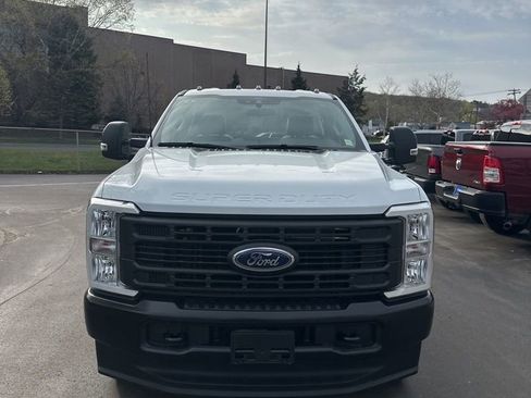 New 2026 Ford F250 XL AWD/4WD image 2