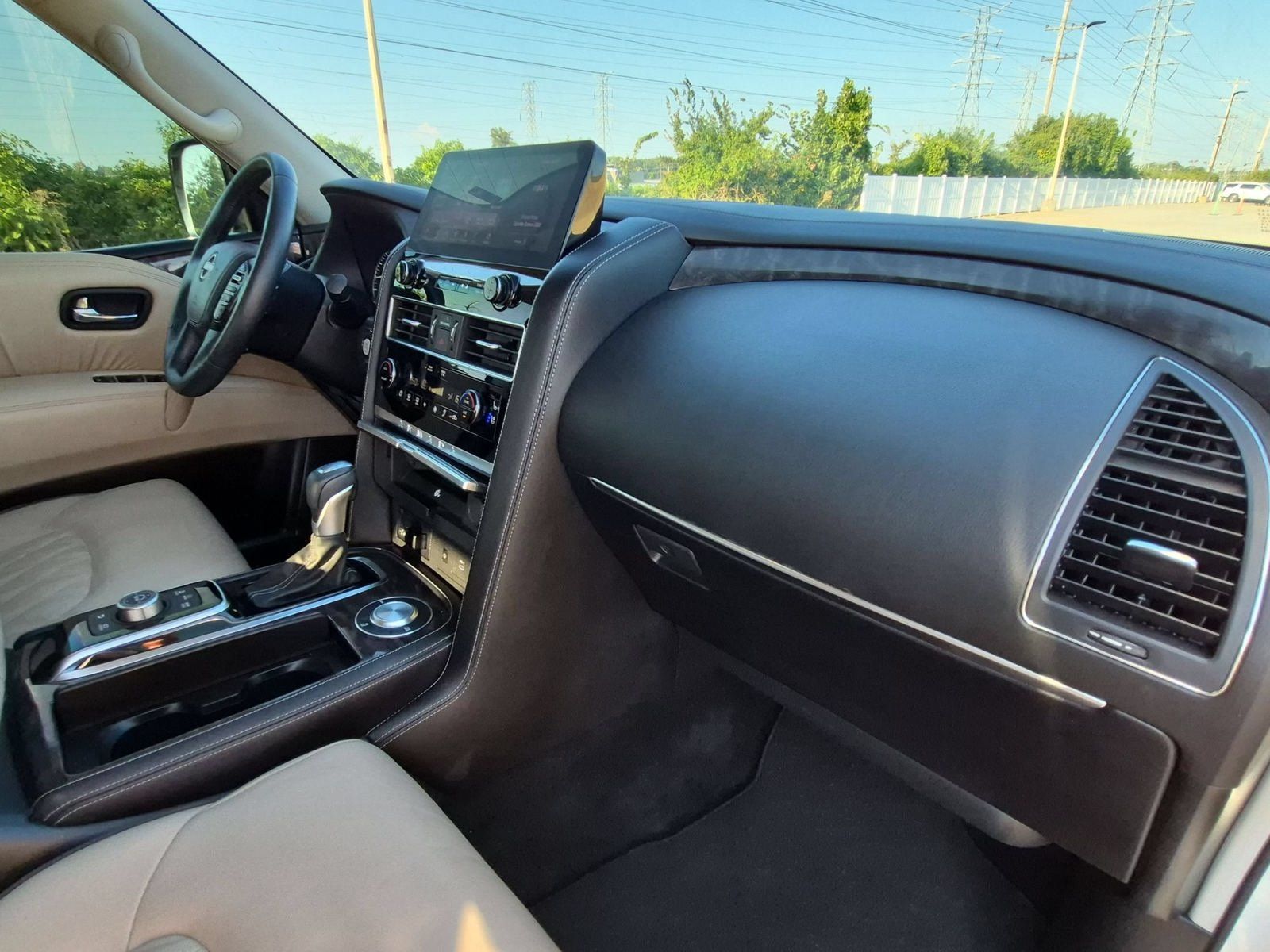 Used 2024 Nissan Armada Platinum w/ Captain's Chairs Package RWD image 32