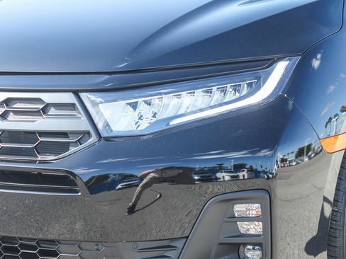 Certified 2026 Honda Odyssey EX-L image 5