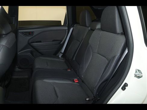 Used 2025 Subaru Forester Premium w/ Convenience Package #1 image 29