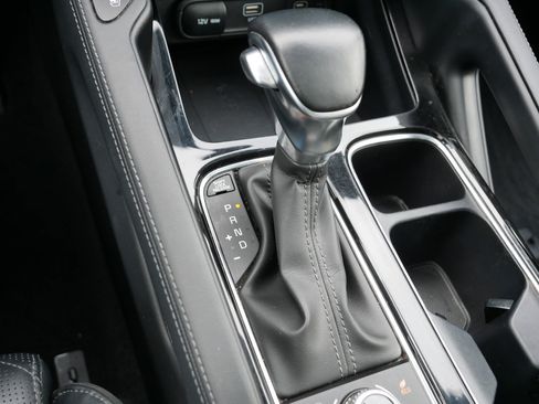 Certified 2023 Kia Telluride SX Prestige X-Line image 24