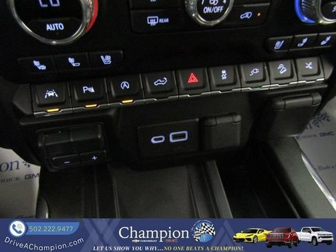 Used 2021 GMC Sierra 1500 Denali w/ Denali Ultimate Package AWD/4WD image 48