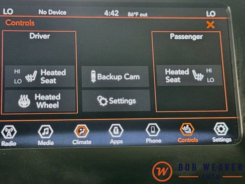 Used 2020 Jeep Cherokee Latitude Plus w/ Comfort/Convenience Group AWD/4WD image 25