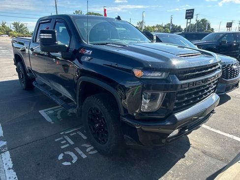 Used 2021 Chevrolet Silverado 2500 LTZ w/ LTZ Plus Package AWD/4WD image 2