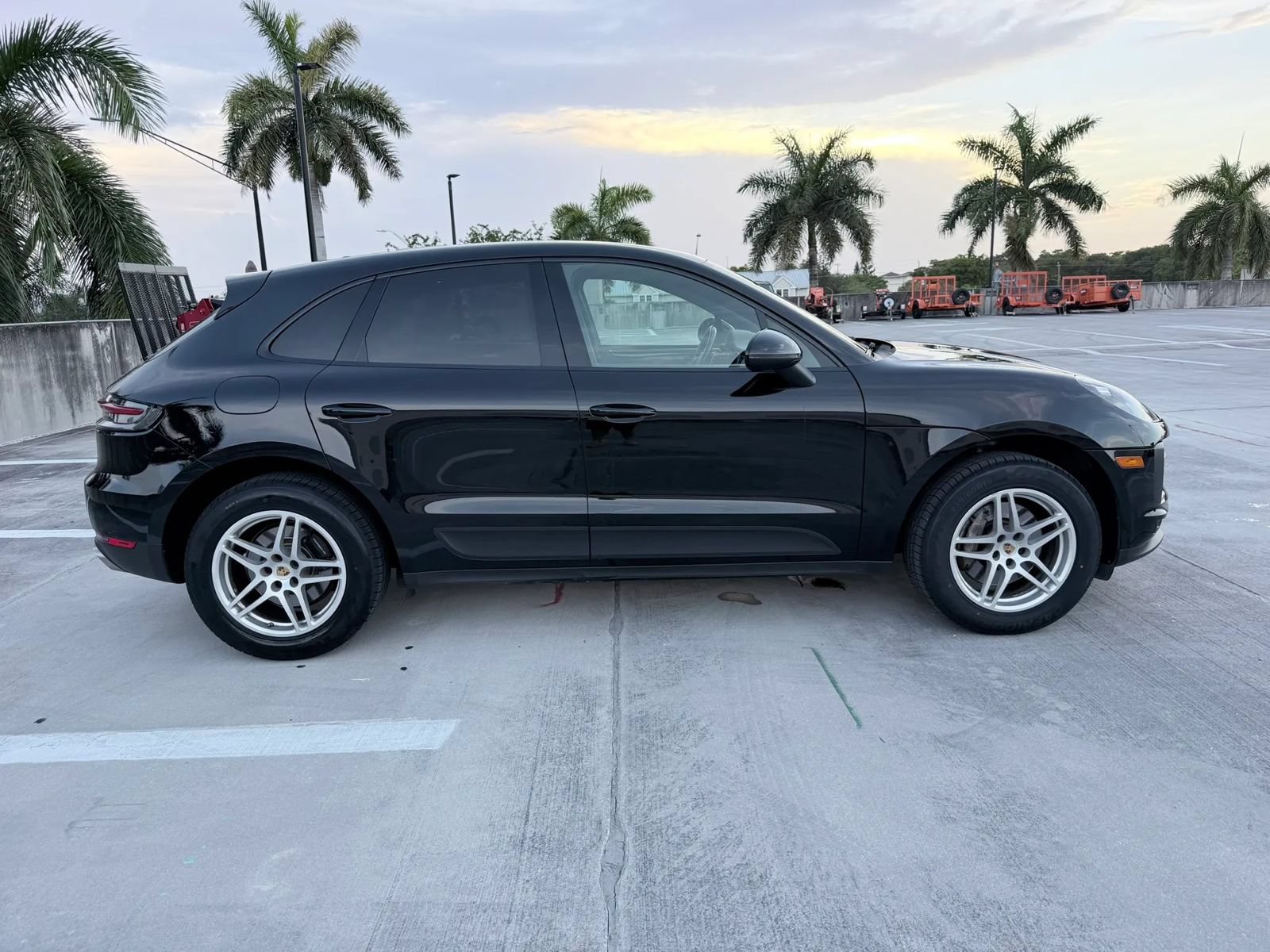 Used 2020 Porsche Macan AWD/4WD image 9