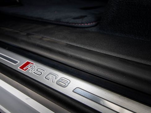 Used 2025 Audi RS Q8 performance image 27
