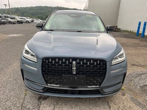 Used 2023 Lincoln Corsair Reserve w/ Equipment Group 201A AWD/4WD image 11